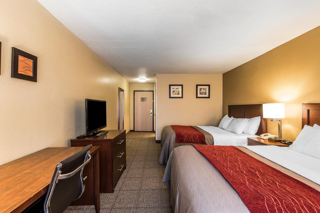Quality Inn & Suites Bethany Extérieur photo