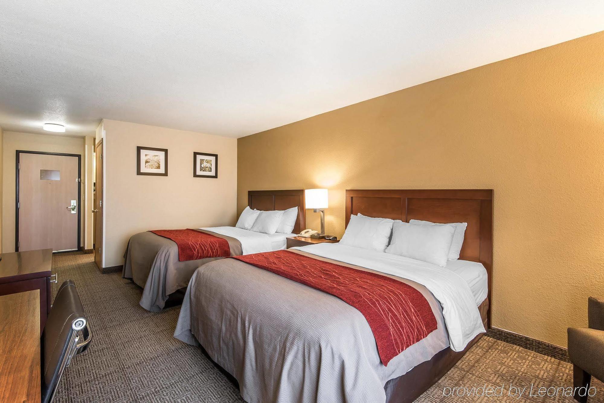 Quality Inn & Suites Bethany Extérieur photo
