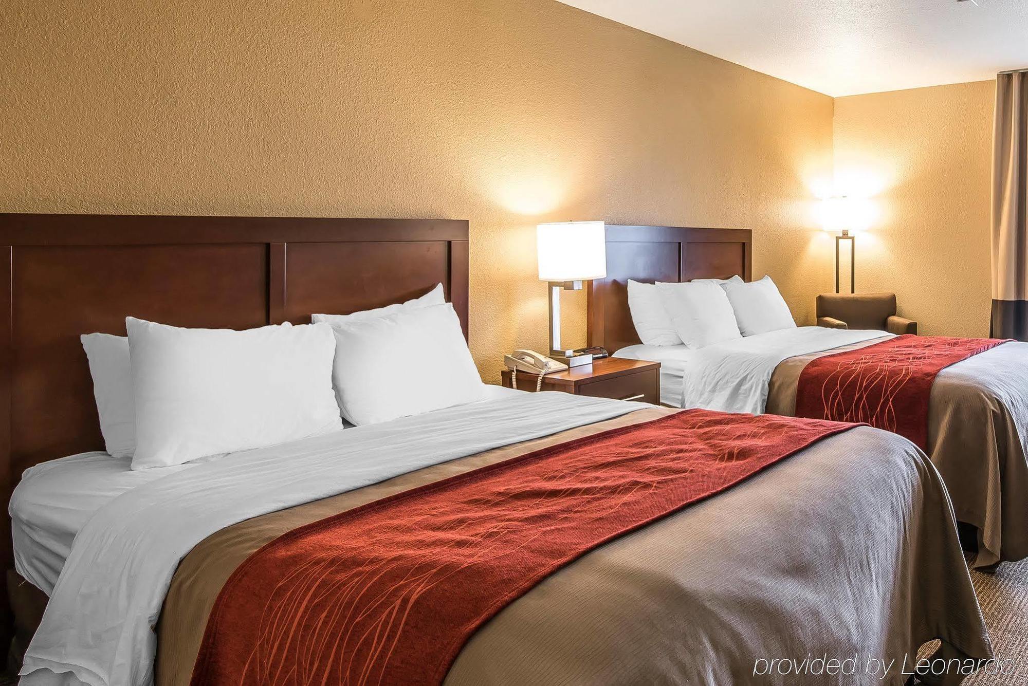 Quality Inn & Suites Bethany Extérieur photo